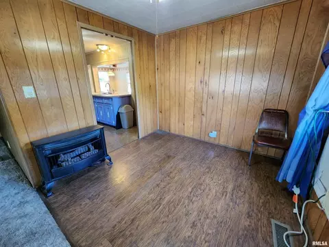 312 S 2nd St, Broughton, IL 62817 photo 10