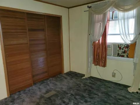 312 S 2nd St, Broughton, IL 62817 photo 22