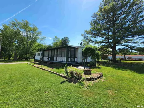 312 S 2nd St, Broughton, IL 62817 photo 49