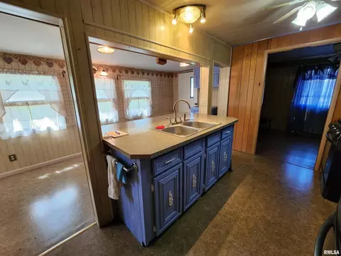312 S 2nd St, Broughton, IL 62817 photo 14