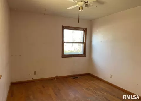 500 S 6th St, Herrin, IL 62948 photo 19