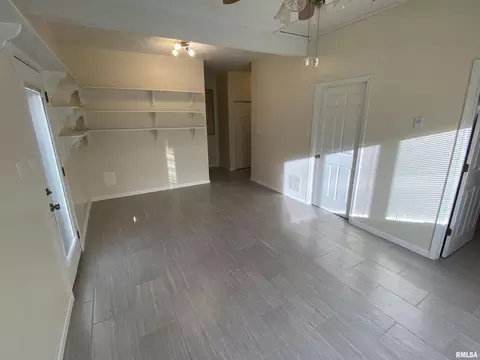 607 S Carbon St, Marion, IL 62959 photo 35
