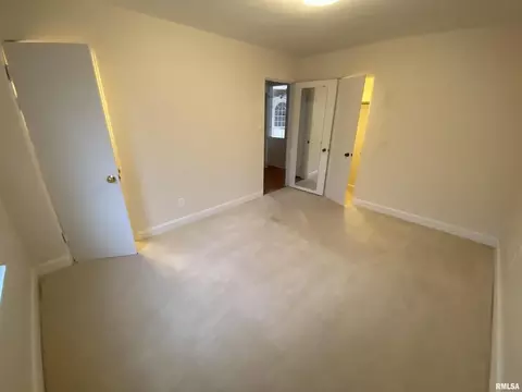 607 S Carbon St, Marion, IL 62959 photo 44