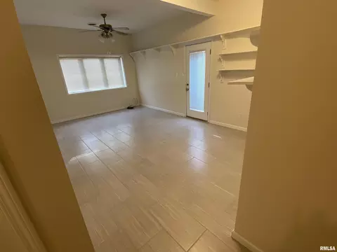 607 S Carbon St, Marion, IL 62959 photo 33