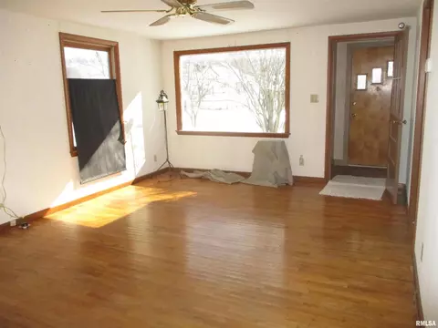 417 Mcfall St #MCFALL, Benton, IL 62812 photo 5