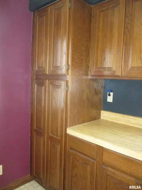 417 Mcfall St #MCFALL, Benton, IL 62812 photo 14