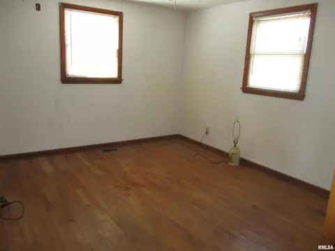 417 Mcfall St #MCFALL, Benton, IL 62812 photo 15