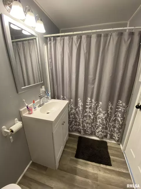 1215 E Broadway, Centralia, IL 62801 photo 8