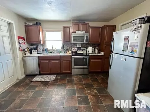 1430 Mitchell Ave, Centralia, IL 62801 photo 3