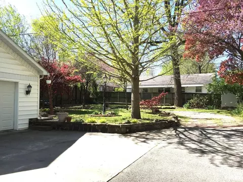 511 S Main St, Anna, IL 62906 photo 9