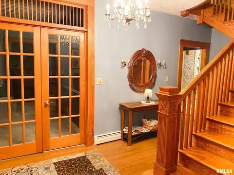 511 S Main St, Anna, IL 62906 photo 11