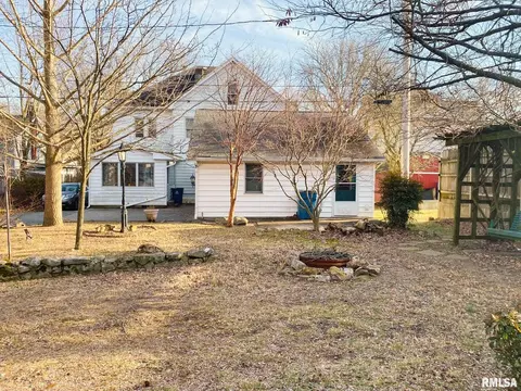 511 S Main St, Anna, IL 62906 photo 8