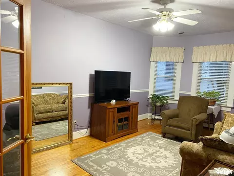511 S Main St, Anna, IL 62906 photo 38