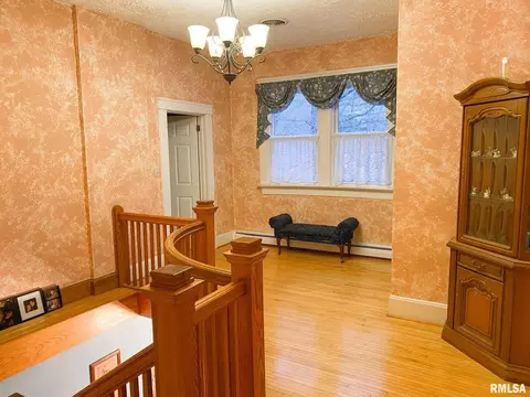 511 S Main St, Anna, IL 62906 photo 19