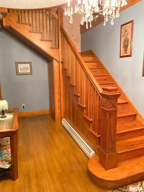 511 S Main St, Anna, IL 62906 photo 13