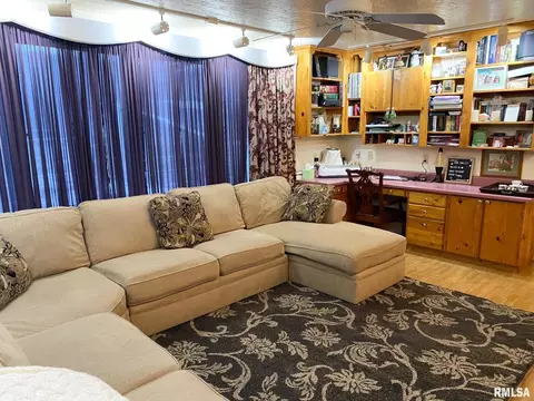 511 S Main St, Anna, IL 62906 photo 36