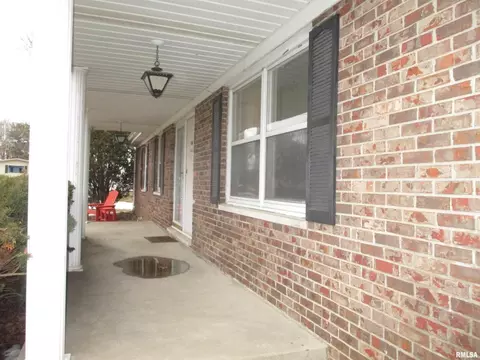 808 Lime Ave, Mount Vernon, IL 62864 photo 2