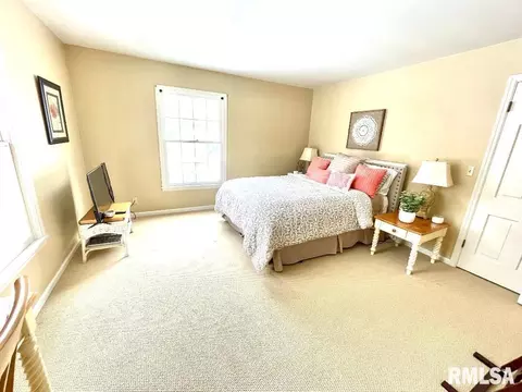 15 Orchard Dr E, Centralia, IL 62801 photo 14
