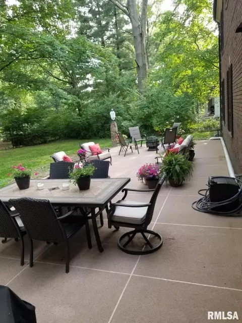 15 Orchard Dr E, Centralia, IL 62801 photo 23