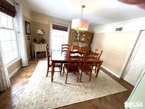15 Orchard Dr E, Centralia, IL 62801 photo 10