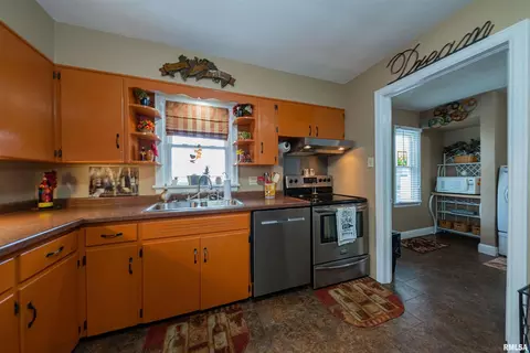 15 Nelms Ave, Centralia, IL 62801 photo 11
