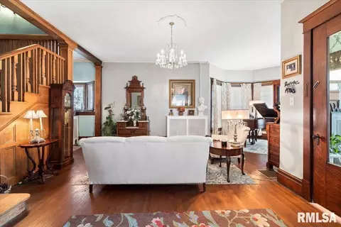 130 E 4th St, Mount Carmel, IL 62863 photo 16