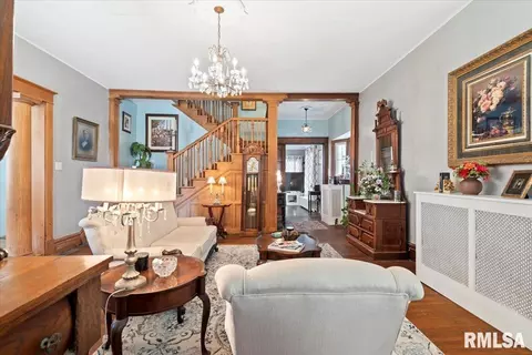 130 E 4th St, Mount Carmel, IL 62863 photo 17