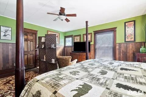 130 E 4th St, Mount Carmel, IL 62863 photo 6