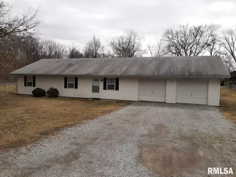 5022 John St, Christopher, IL 62822 photo 1