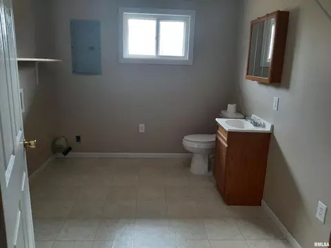5022 John St, Christopher, IL 62822 photo 12