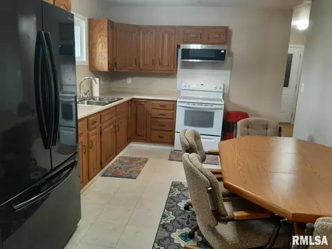5022 John St, Christopher, IL 62822 photo 4
