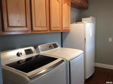 14 E Crownview, Mount Vernon, IL 62864 photo 9