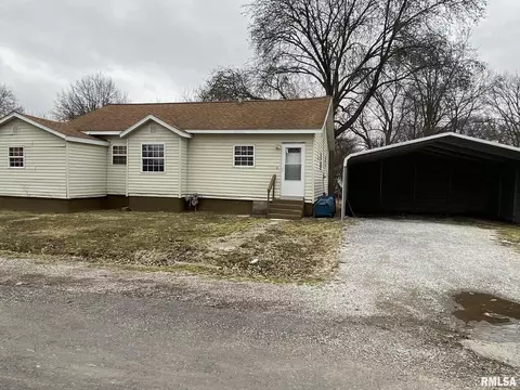 901 E Kell St, Centralia, IL 62801 photo 3