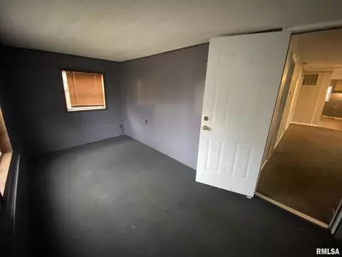 901 E Kell St, Centralia, IL 62801 photo 15