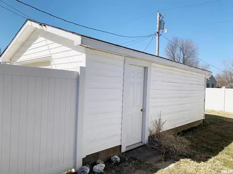 515 W 19th St, Metropolis, IL 62960 photo 9