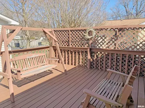 515 W 19th St, Metropolis, IL 62960 photo 6