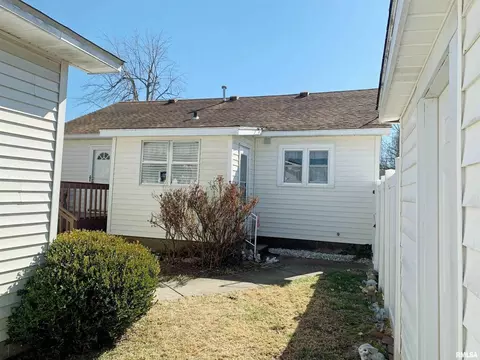 515 W 19th St, Metropolis, IL 62960 photo 4