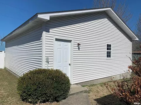 515 W 19th St, Metropolis, IL 62960 photo 8