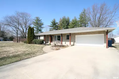 1619 Sunset Dr, Carmi, IL 62821 photo 1