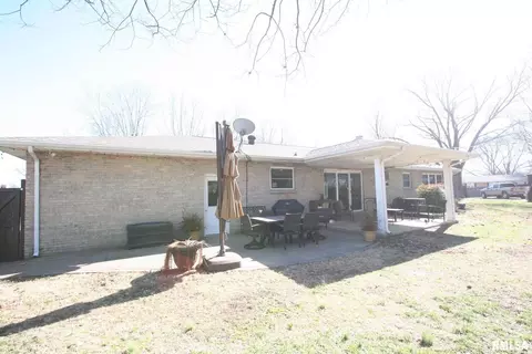 1619 Sunset Dr, Carmi, IL 62821 photo 7