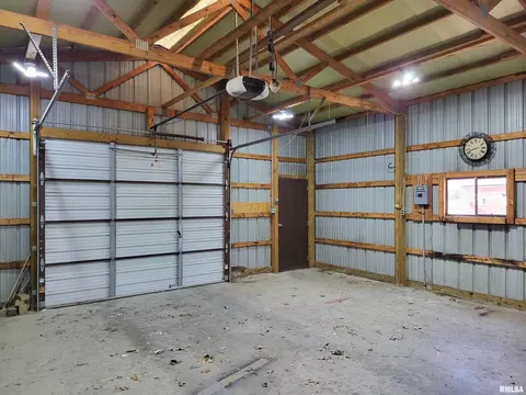 1102 State St, Eldorado, IL 62930 photo 14