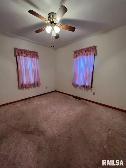 1408 Jonquil Ave, Centralia, IL 62801 photo 7
