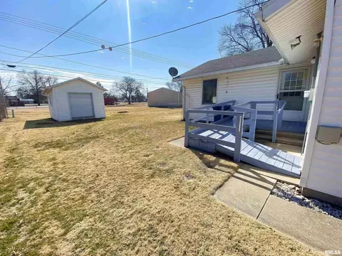 10 Holly Ln, Flora, IL 62839 photo 46