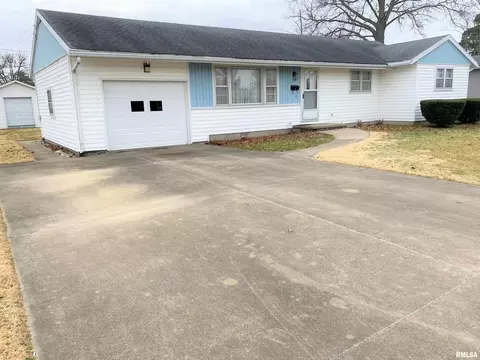 10 Holly Ln, Flora, IL 62839 photo 3