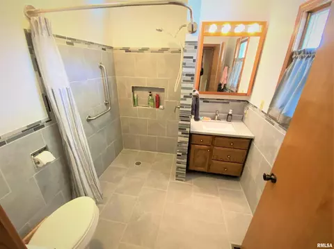 10 Holly Ln, Flora, IL 62839 photo 39