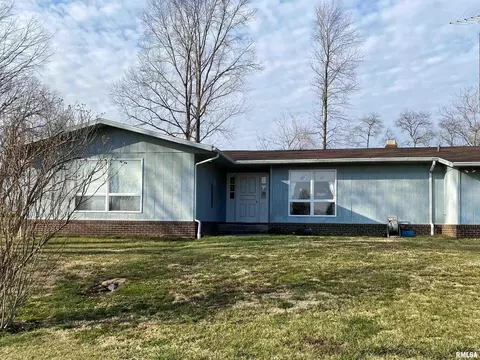 2115 Ava Rd, Murphysboro, IL 62966 photo 1