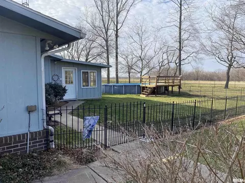 2115 Ava Rd, Murphysboro, IL 62966 photo 3