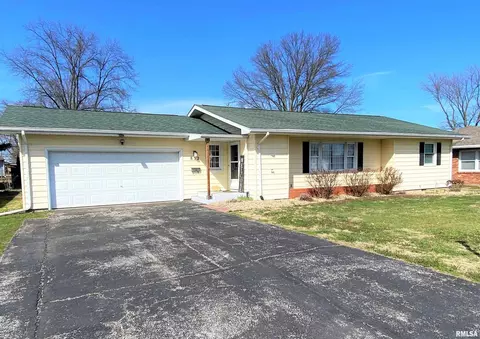 832 W 5th St, Flora, IL 62839 photo 50