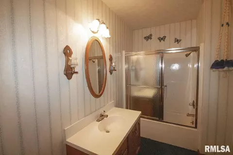 720 E 3rd St, Centralia, IL 62801 photo 23
