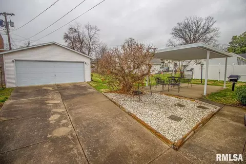 720 E 3rd St, Centralia, IL 62801 photo 31